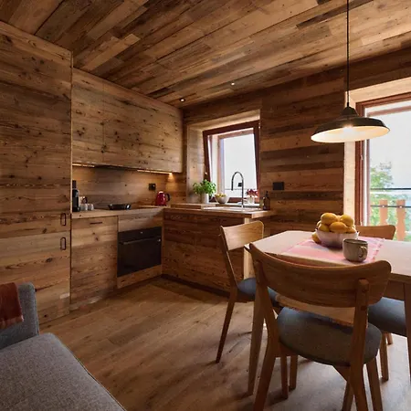 & Peak House Valtournenche