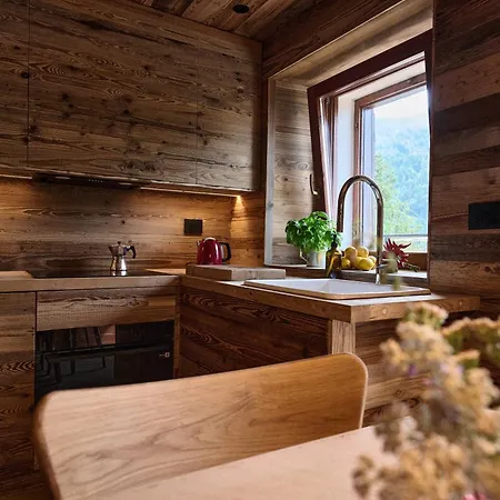 Lejlighed & Peak House *